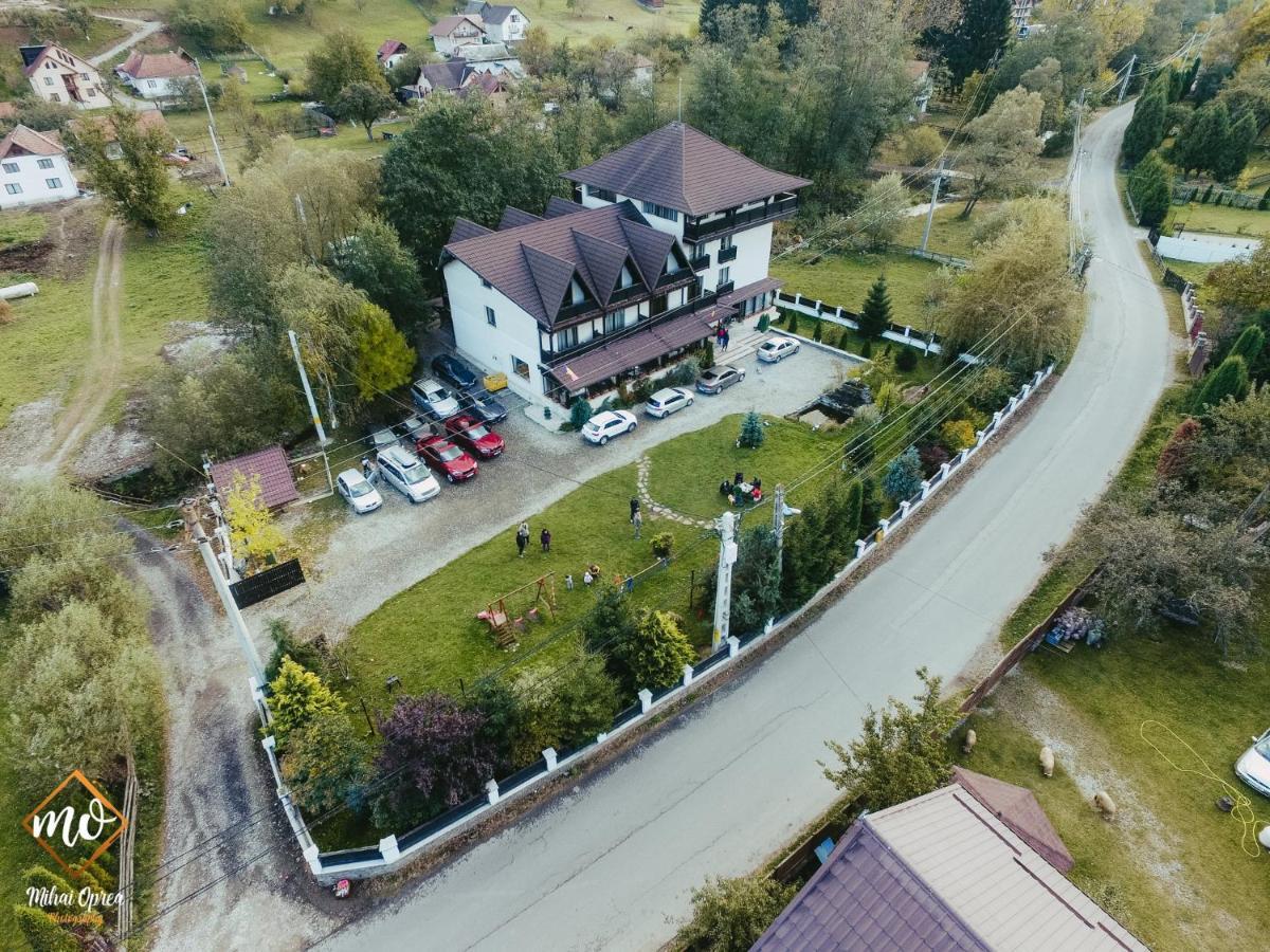 Hanul Simon Pensiune & Restaurant Törcsvár Kültér fotó